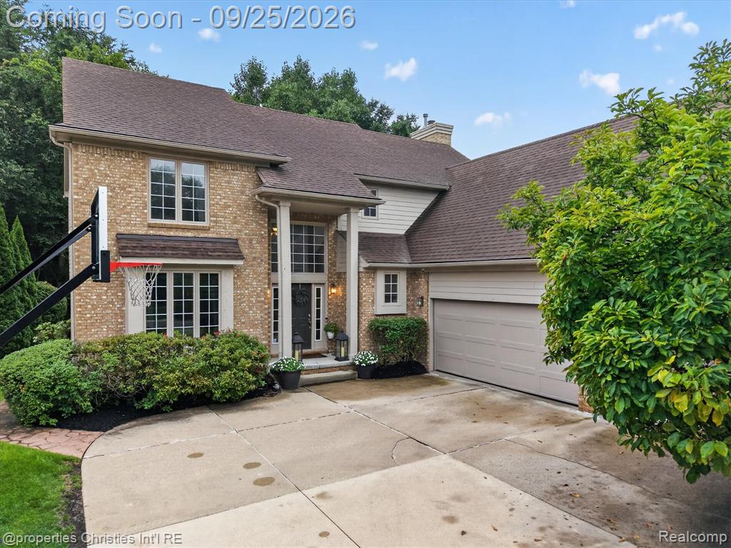 18032 Cascade Drive Property Photo 5
