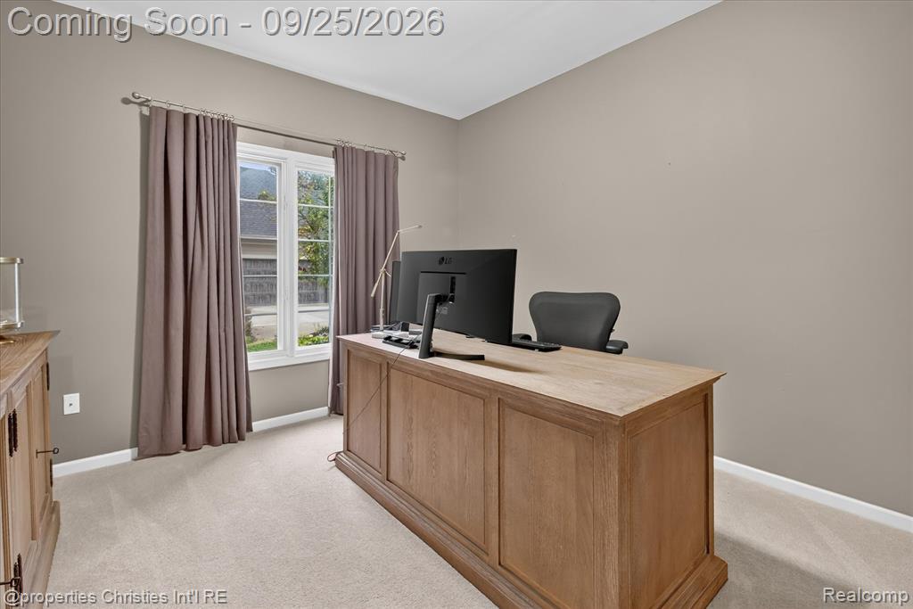 18032 Cascade Drive Property Photo 28