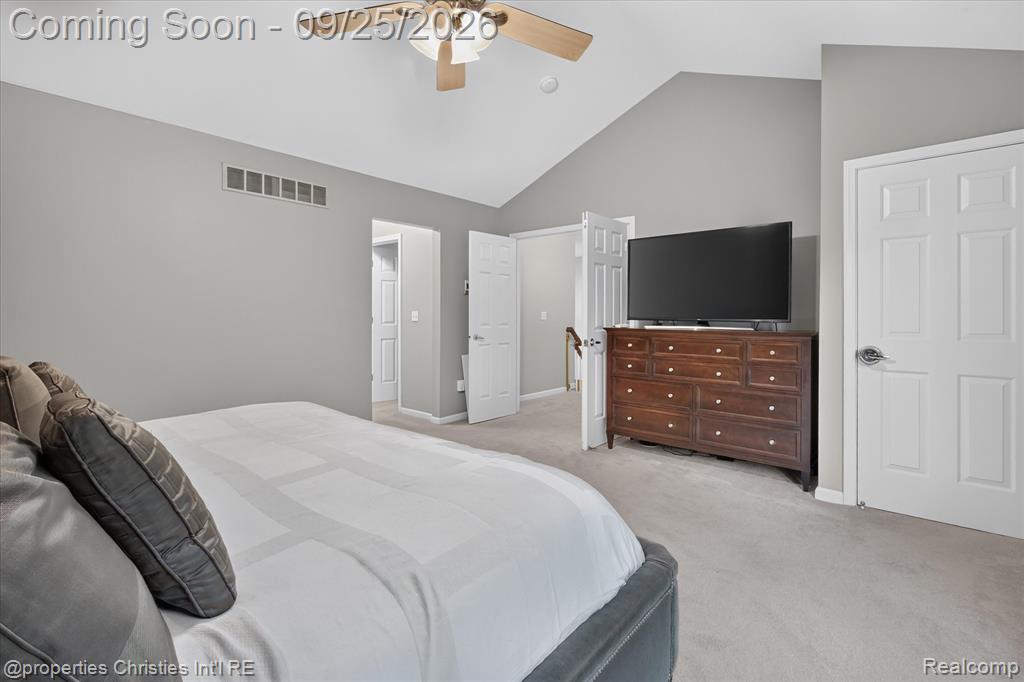 18032 Cascade Drive Property Photo 32