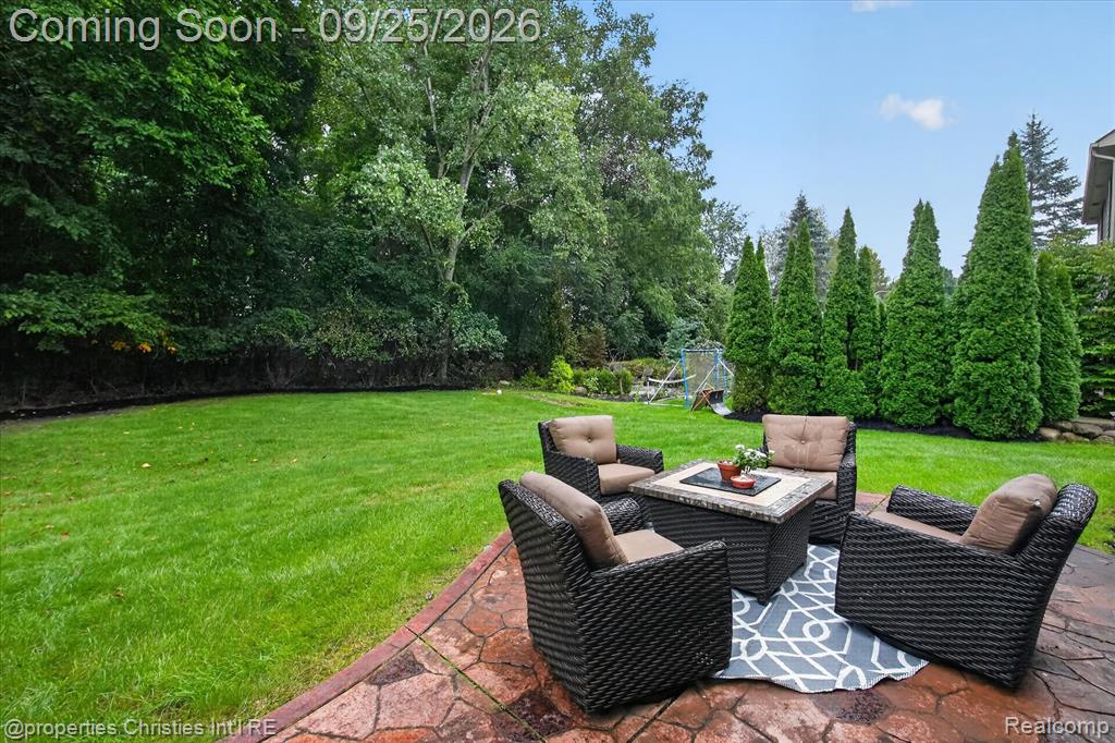 18032 Cascade Drive Property Photo 62