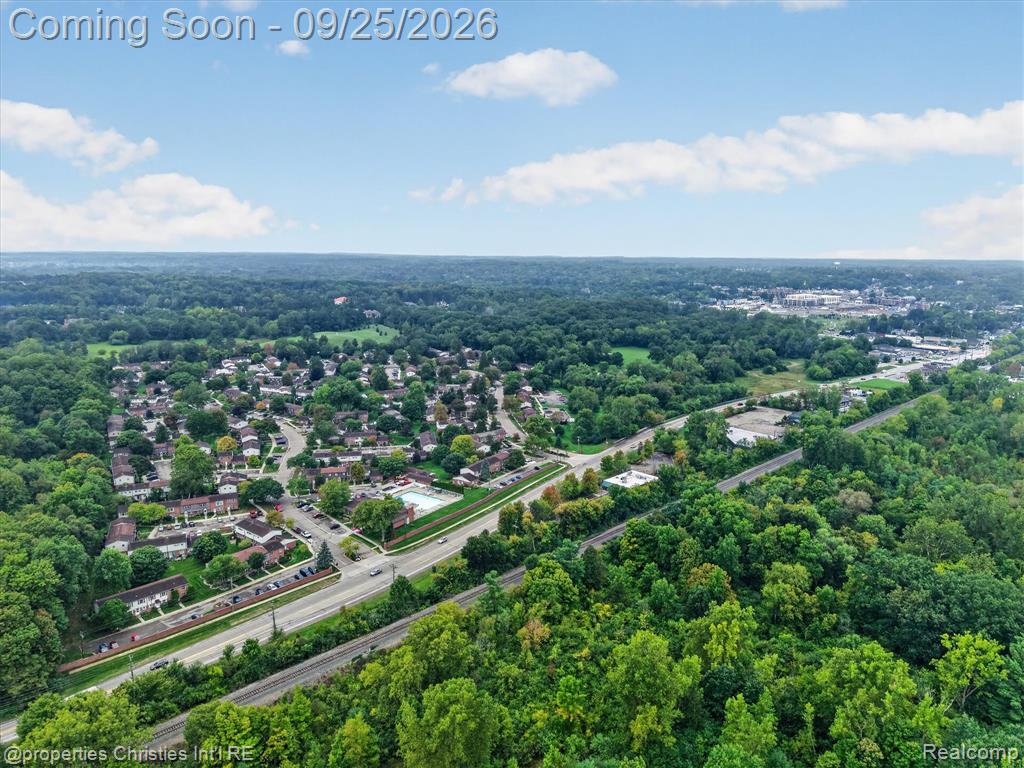 18032 Cascade Drive Property Photo 76