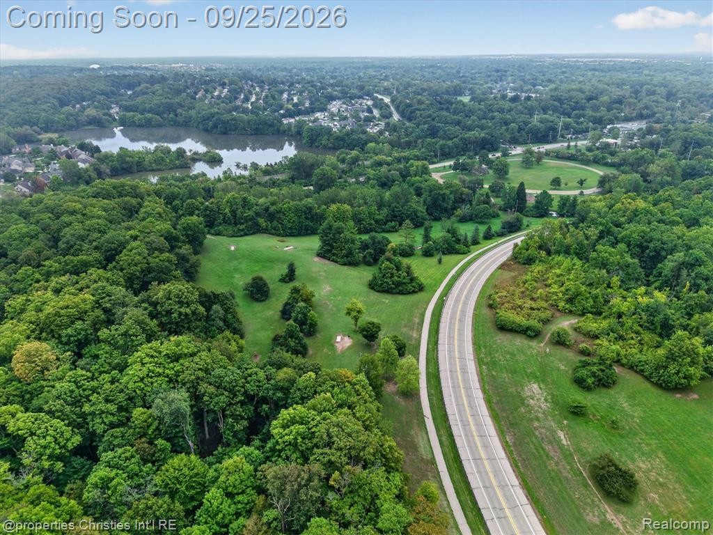 18032 Cascade Drive Property Photo 79