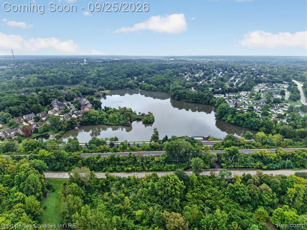 18032 Cascade Drive Property Photo 85