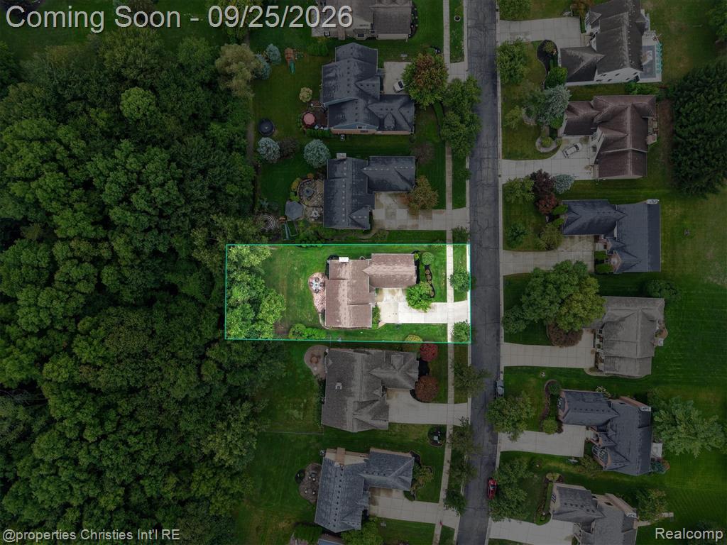 18032 Cascade Drive Property Photo 92