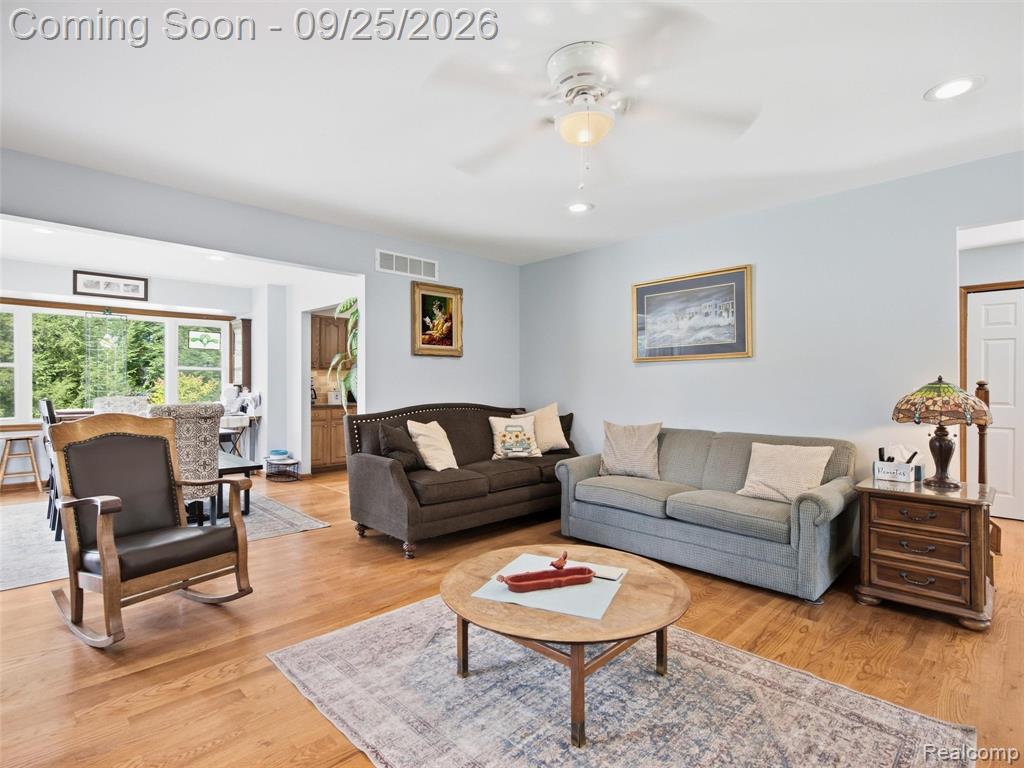 6501 Manchester Drive Property Photo 6