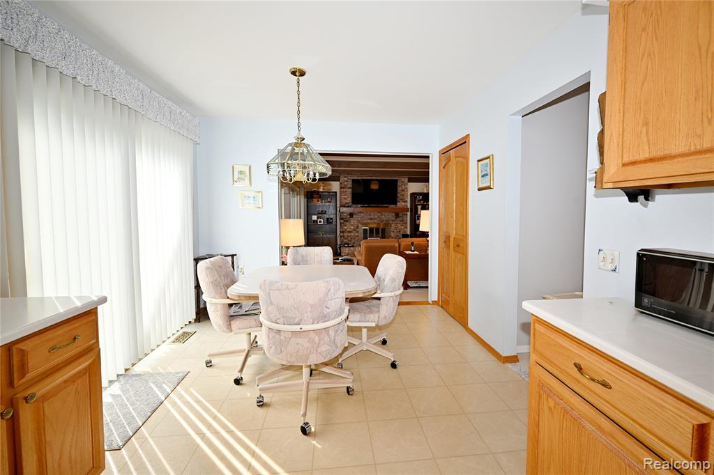 5104 Prentis Drive Property Photo 12