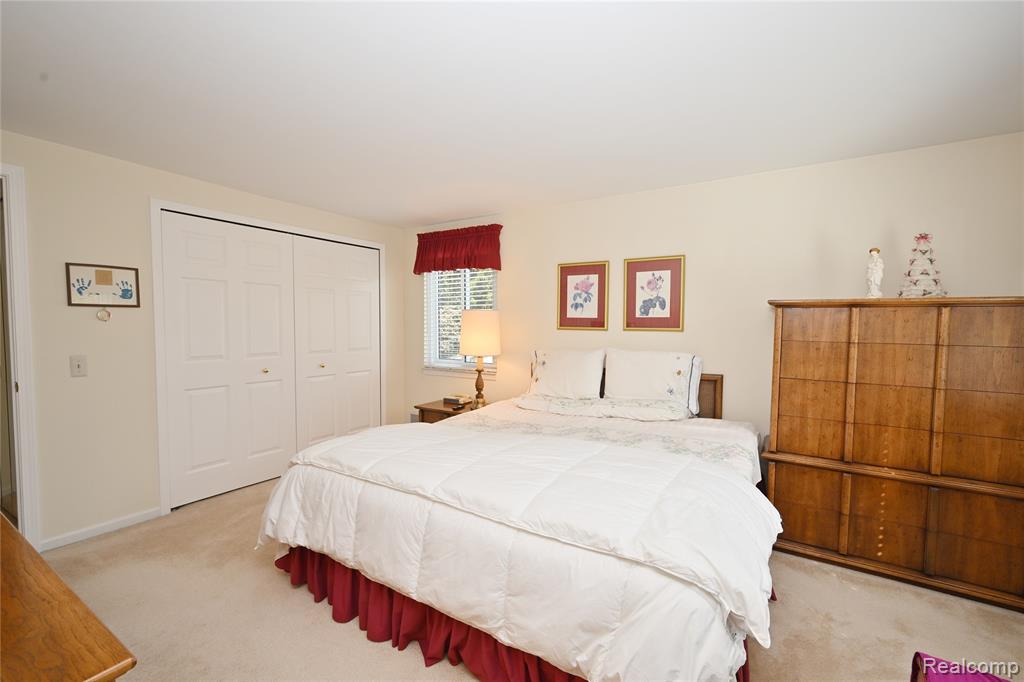 5104 Prentis Drive Property Photo 20