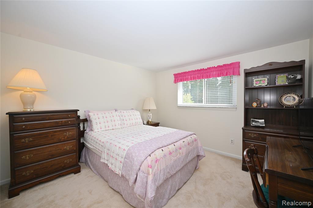 5104 Prentis Drive Property Photo 24