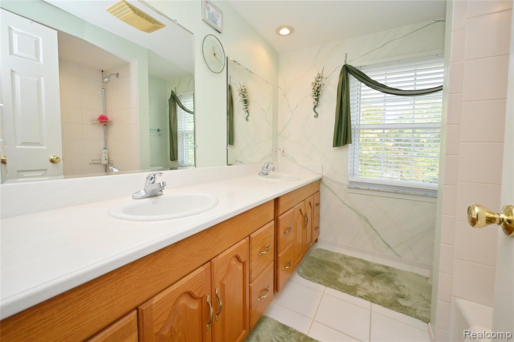 5104 Prentis Drive Property Photo 25