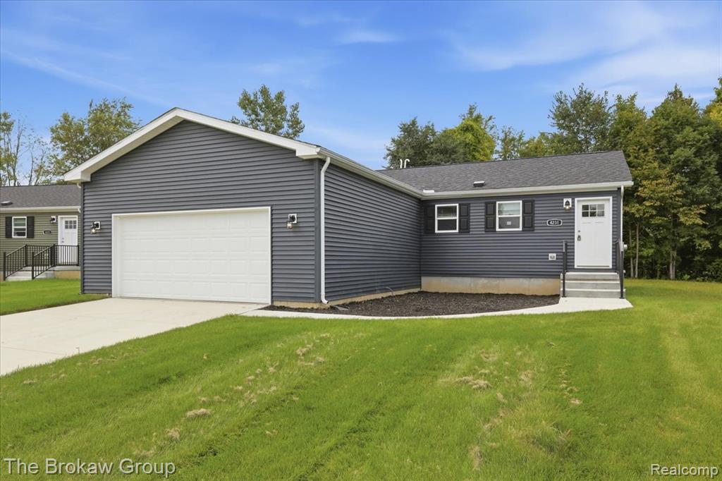 4231 Sugar Maple Run Property Photo 1