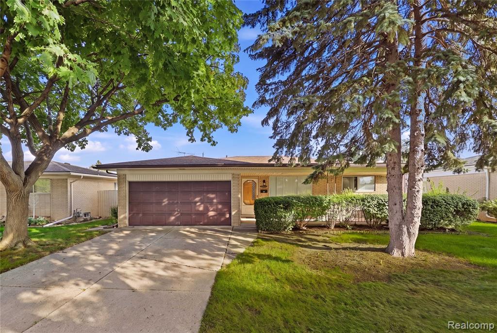 14309 Ivanhoe Drive Property Photo 1