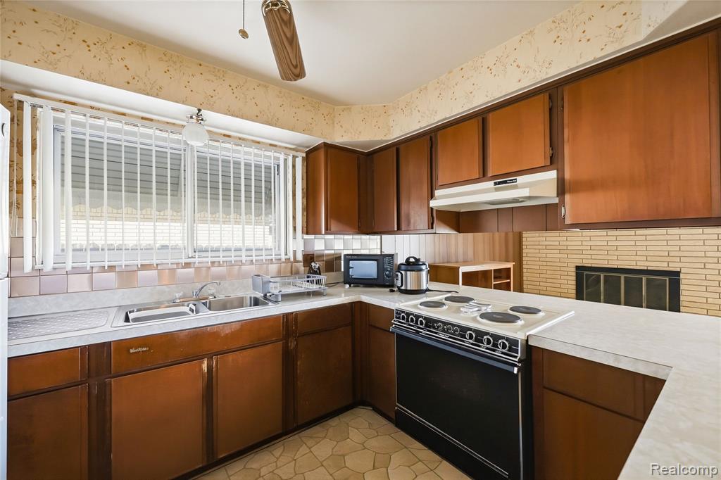 14309 Ivanhoe Drive Property Photo 7