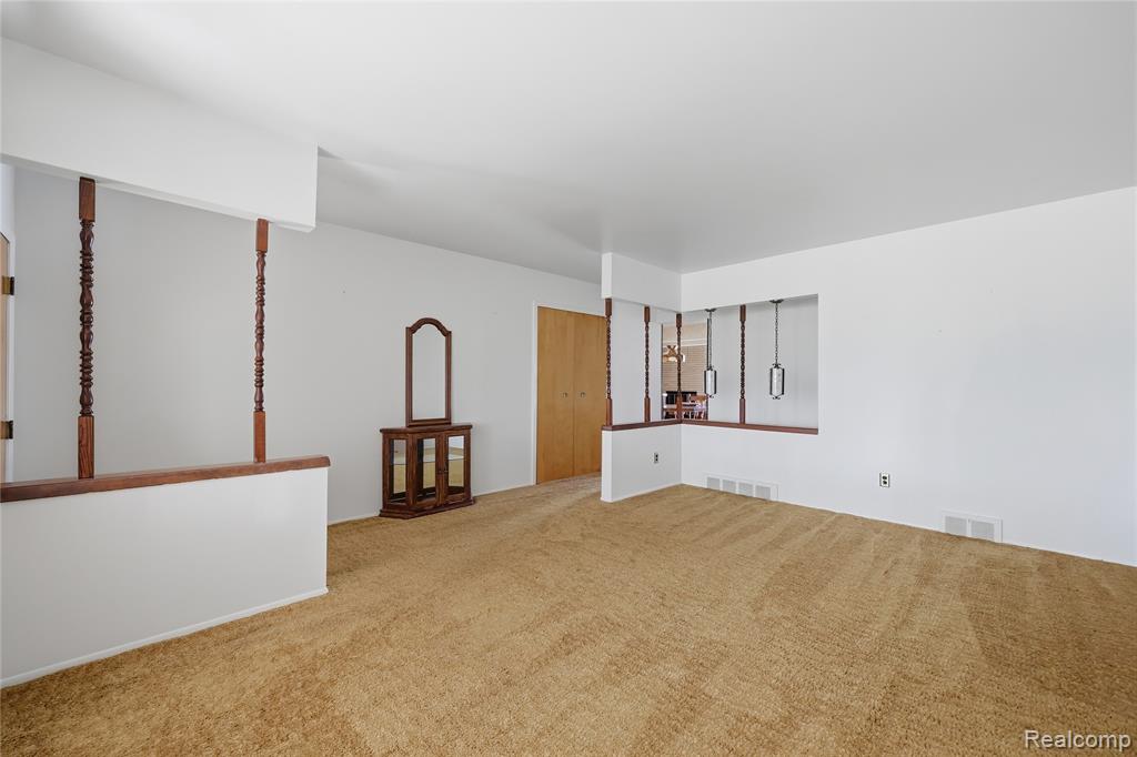 14309 Ivanhoe Drive Property Photo 13