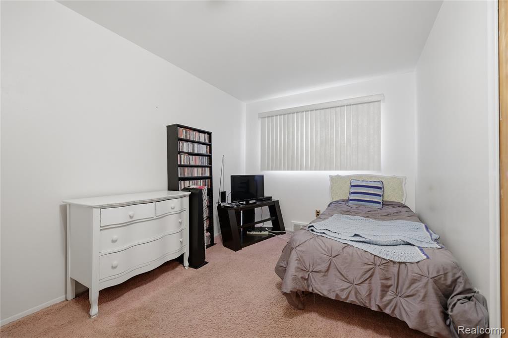 14309 Ivanhoe Drive Property Photo 14