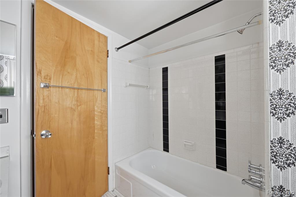 14309 Ivanhoe Drive Property Photo 19