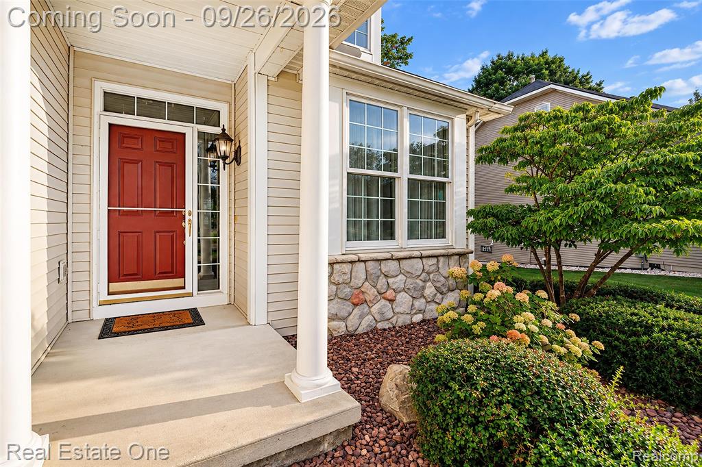 4018 Hillsdale Drive Property Photo 3