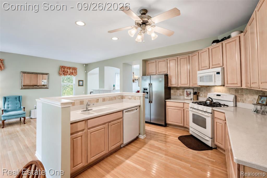 4018 Hillsdale Drive Property Photo 17