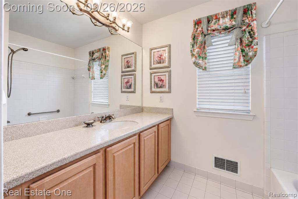 4018 Hillsdale Drive Property Photo 27