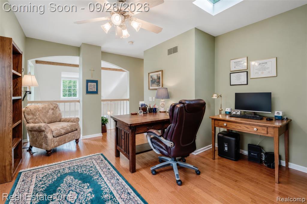 4018 Hillsdale Drive Property Photo 28
