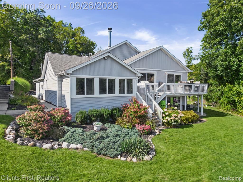 602 Cushing Street Property Photo 1