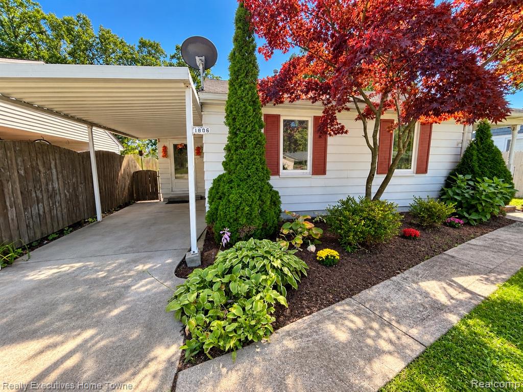 1806 Mansfield Street Property Photo 2