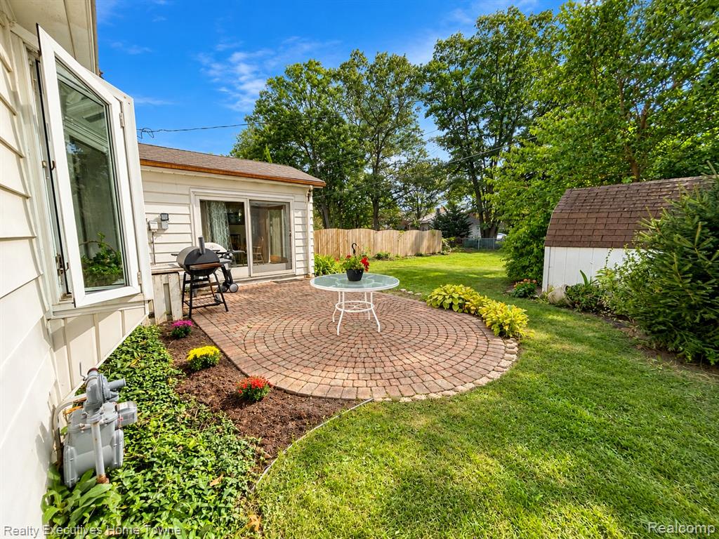 1806 Mansfield Street Property Photo 4