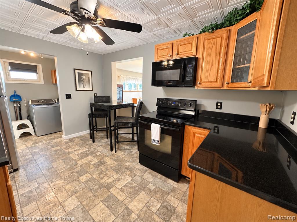 1806 Mansfield Street Property Photo 7