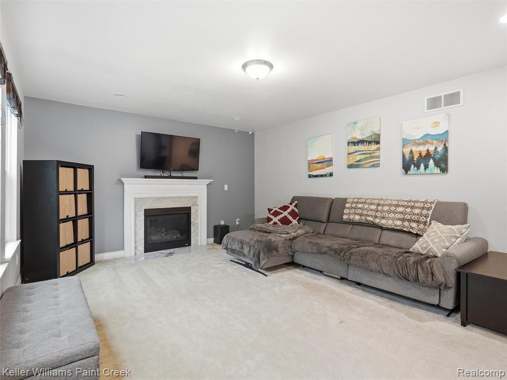 8879 Indigo Lane Property Photo 14