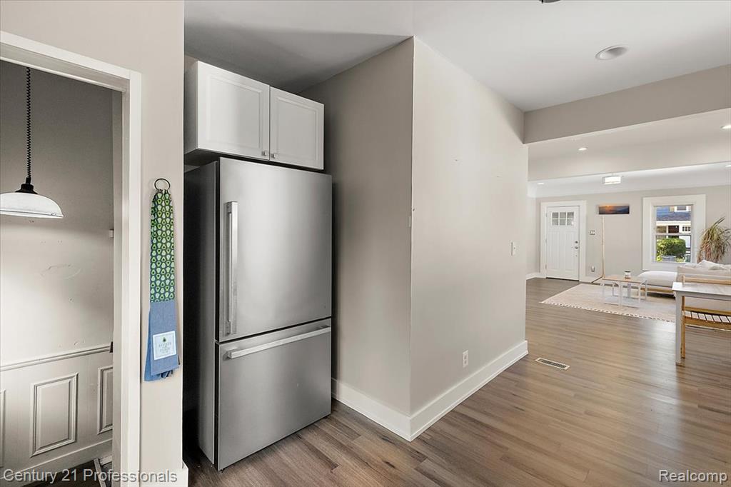 595 E Drayton Street Property Photo 16