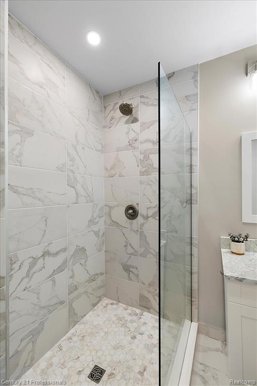 595 E Drayton Street Property Photo 18