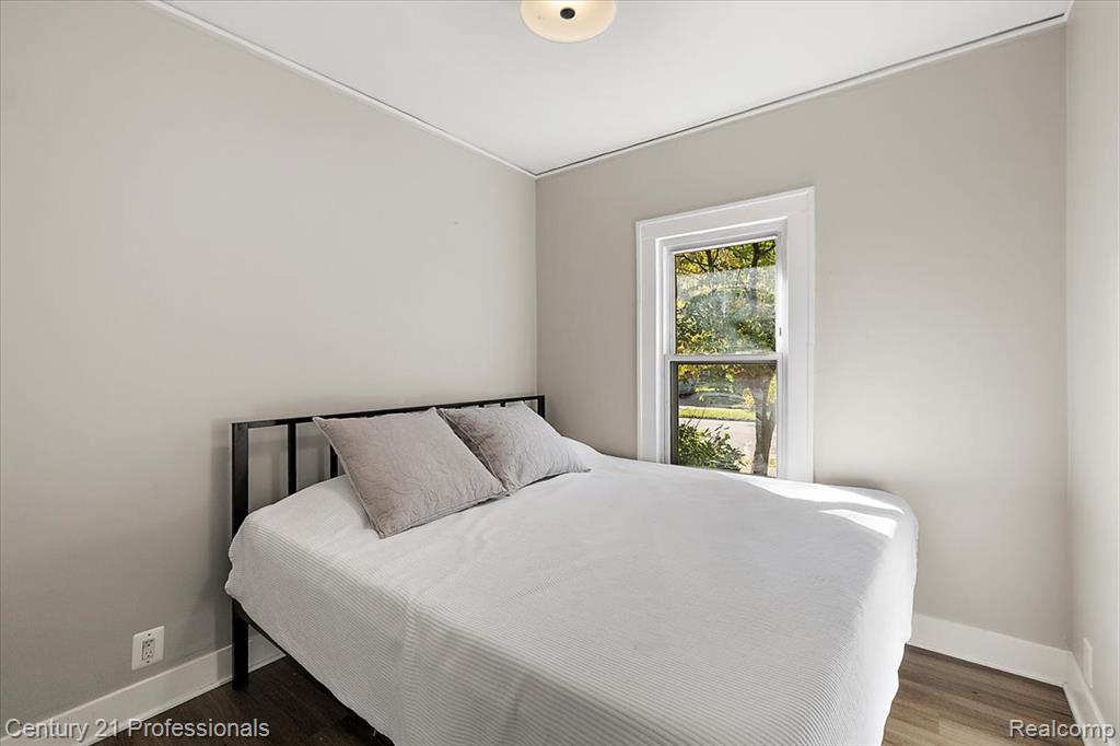 595 E Drayton Street Property Photo 20