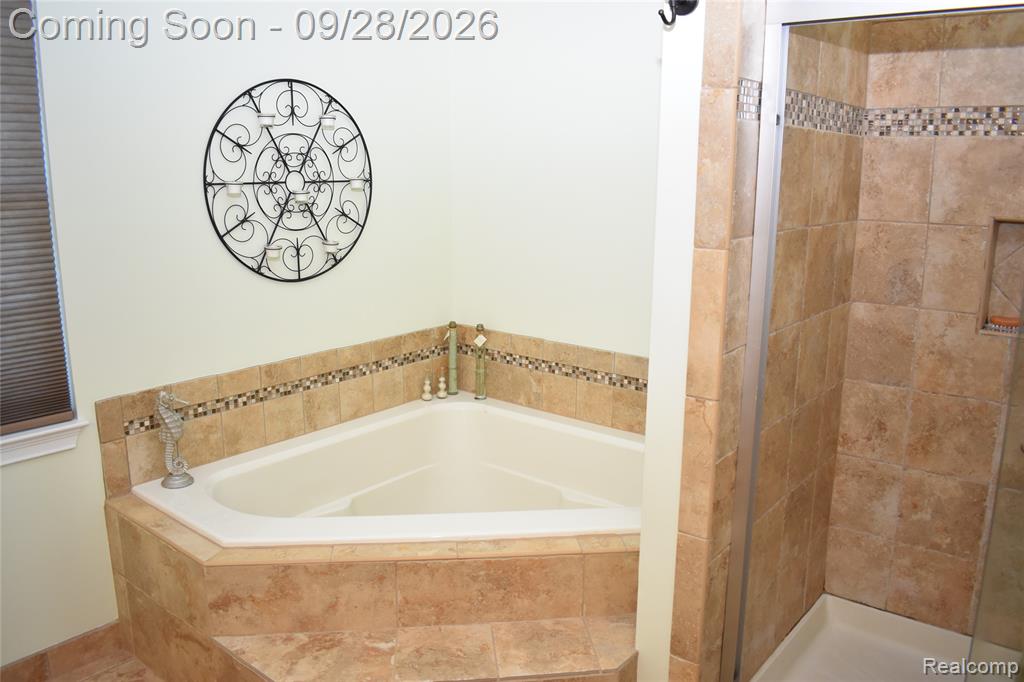 39046 Lakeshore Drive Property Photo 5