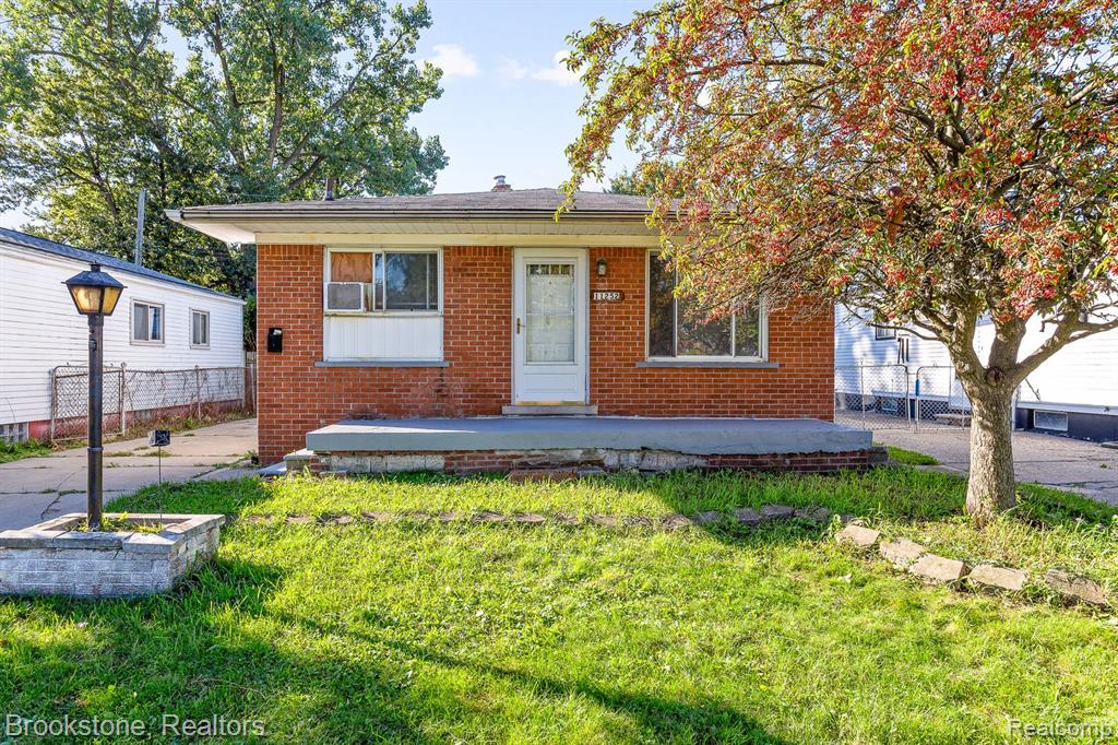 11252 Jewett Avenue Property Photo 1