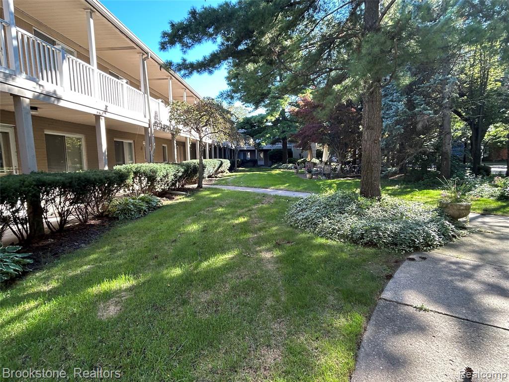 475 S Adams Road Property Photo 1