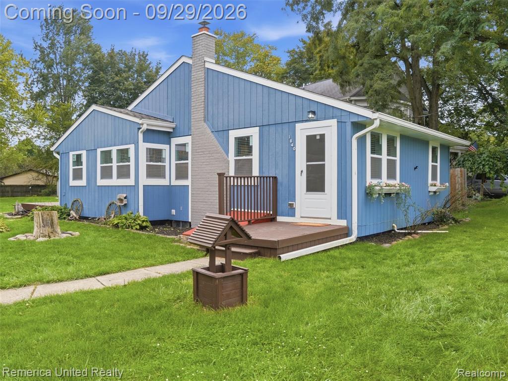 1840 Maxfield Road Property Photo 1
