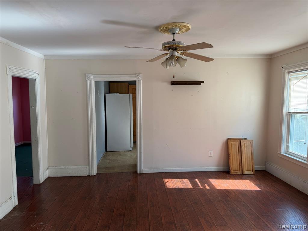 909 Pine Street Property Photo 7