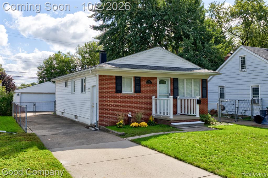 6545 Madison Street Property Photo 1