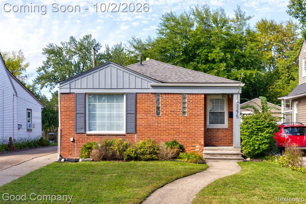 3275 Kenwood Street Property Photo 1