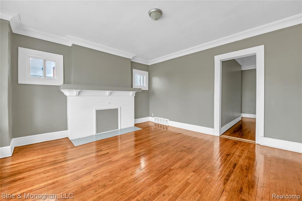 8790 Kimberly Court Property Photo 4