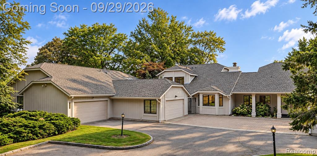 1835 Golf Ridge Drive Property Photo 1