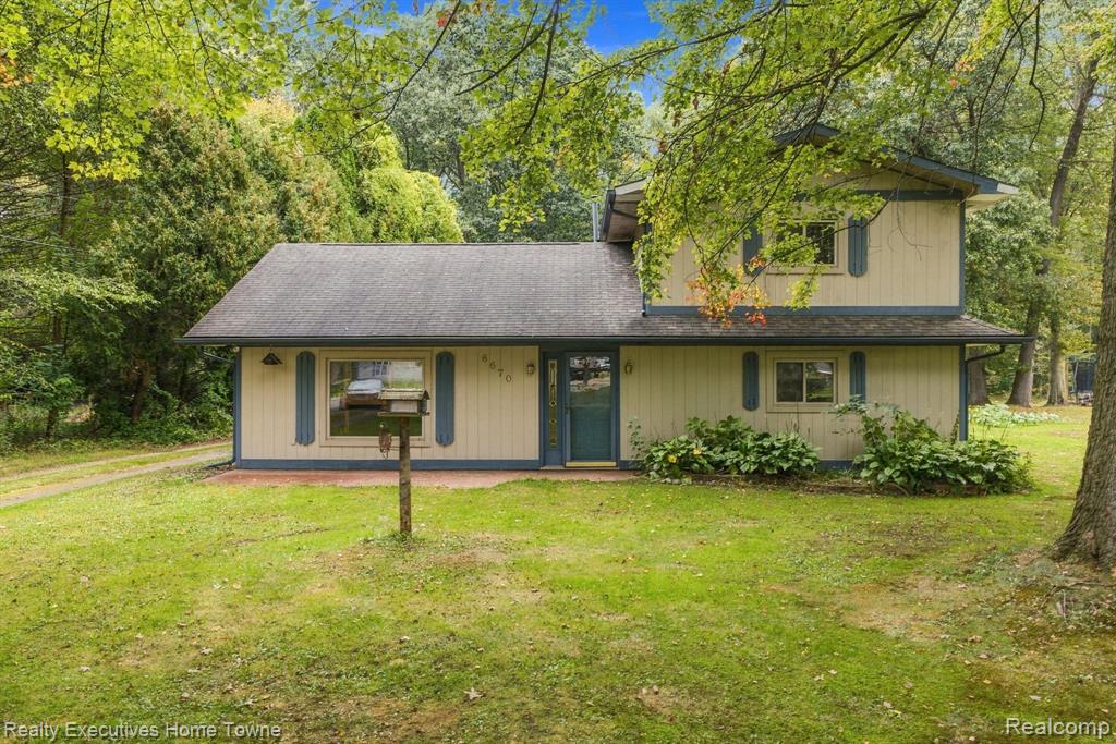 6670 Holland Road Property Photo 1