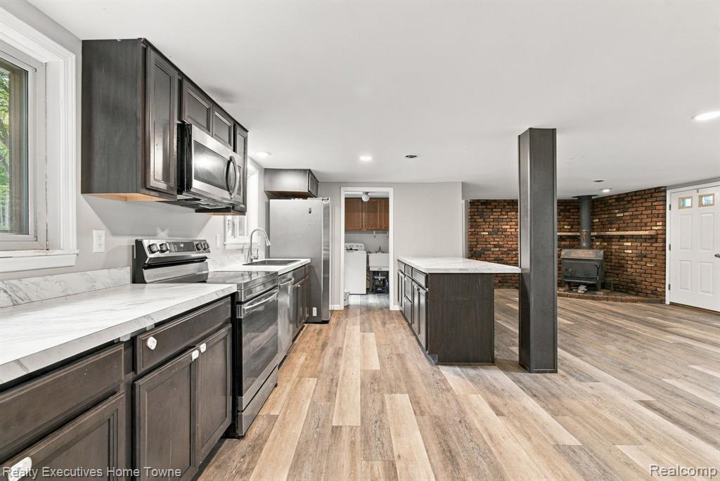 6670 Holland Road Property Photo 13