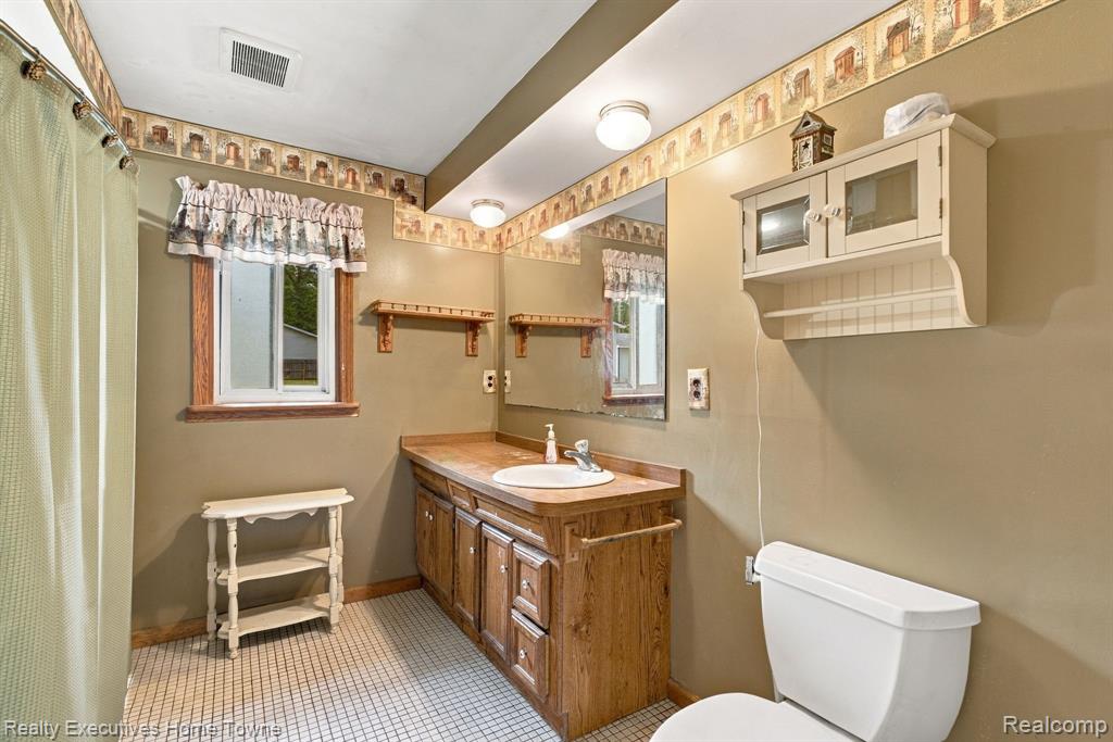 6670 Holland Road Property Photo 21