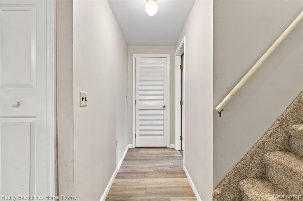 6670 Holland Road Property Photo 23