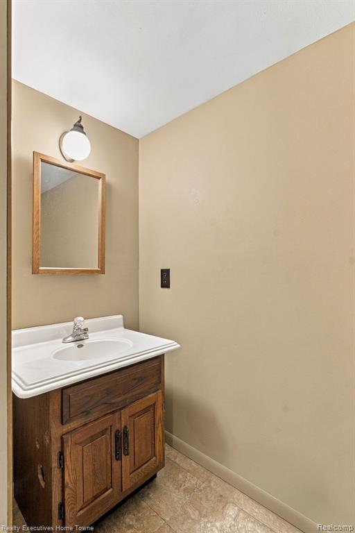 6670 Holland Road Property Photo 30