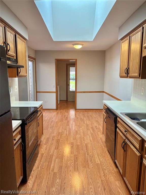 49255 Chestnut Hill Court Property Photo 4