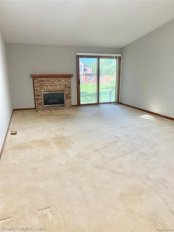 49255 Chestnut Hill Court Property Photo 7