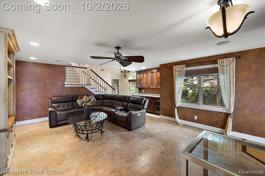 12172 N Lakeshore Drive Property Photo 10