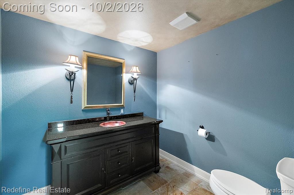 12172 N Lakeshore Drive Property Photo 27