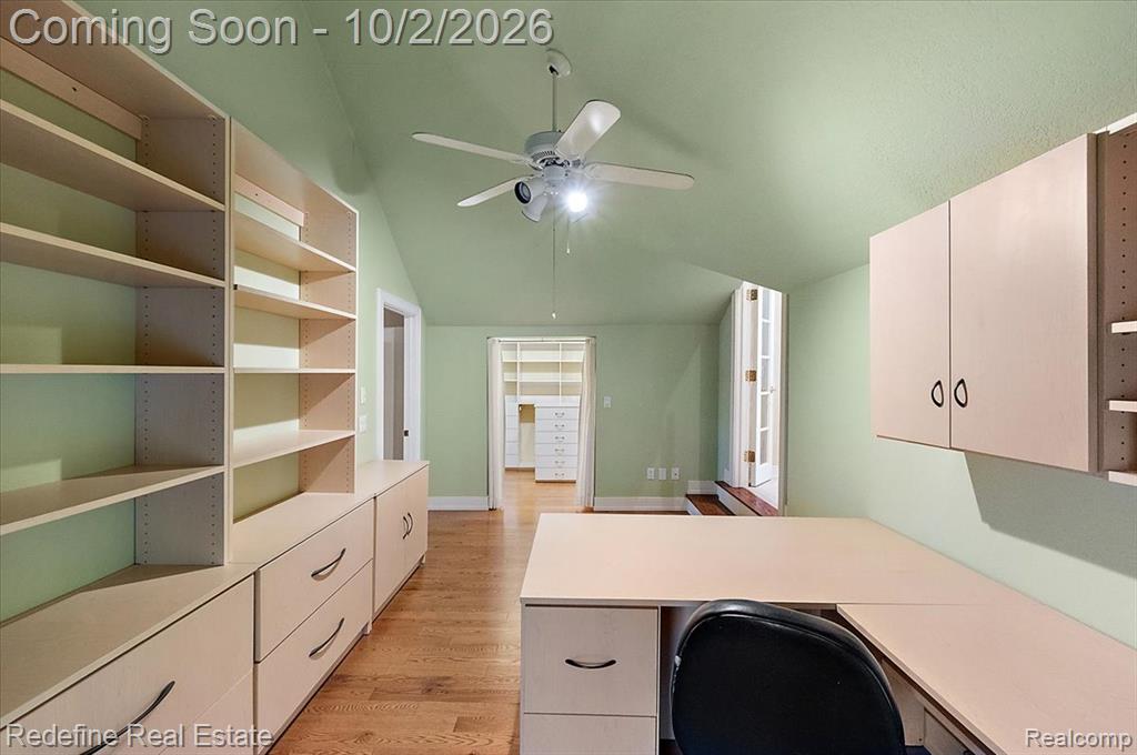 12172 N Lakeshore Drive Property Photo 40